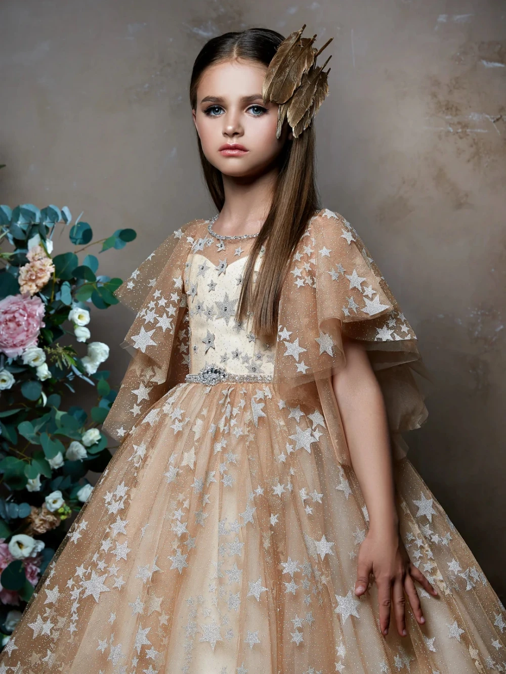 New Arrival Luxurious Glitter A-line Tulle Long Dresses For Girls Stage Performance Charming Short Sleeve Kids Princess Gown