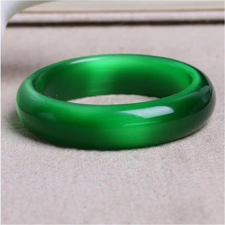 New Green Opal Shiny Emerald Green Women's Fashion Versatile Bracelet Popular Jewelry
