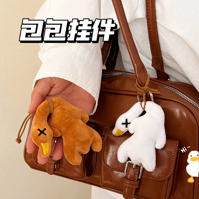 Hot Funny Goose Keychain Squeak Pendant Keychain Cartoon Backpack Hanging Ornament Accessories Funny Fashion Keychain Gifts
