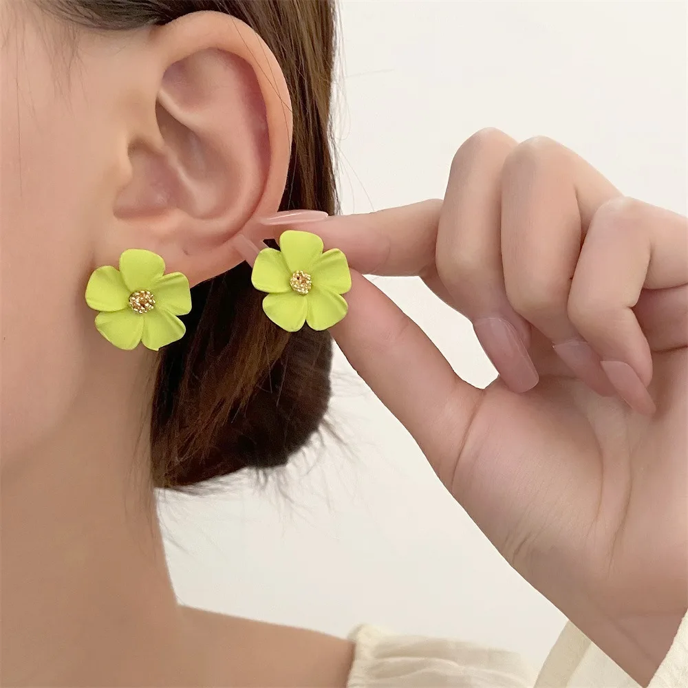 925 Silver Needle Spring Summer Flower Earrings For Women Korean Jewelry 2024 Trendy Sweet Peach Blossom Women\'s Stud Earrings