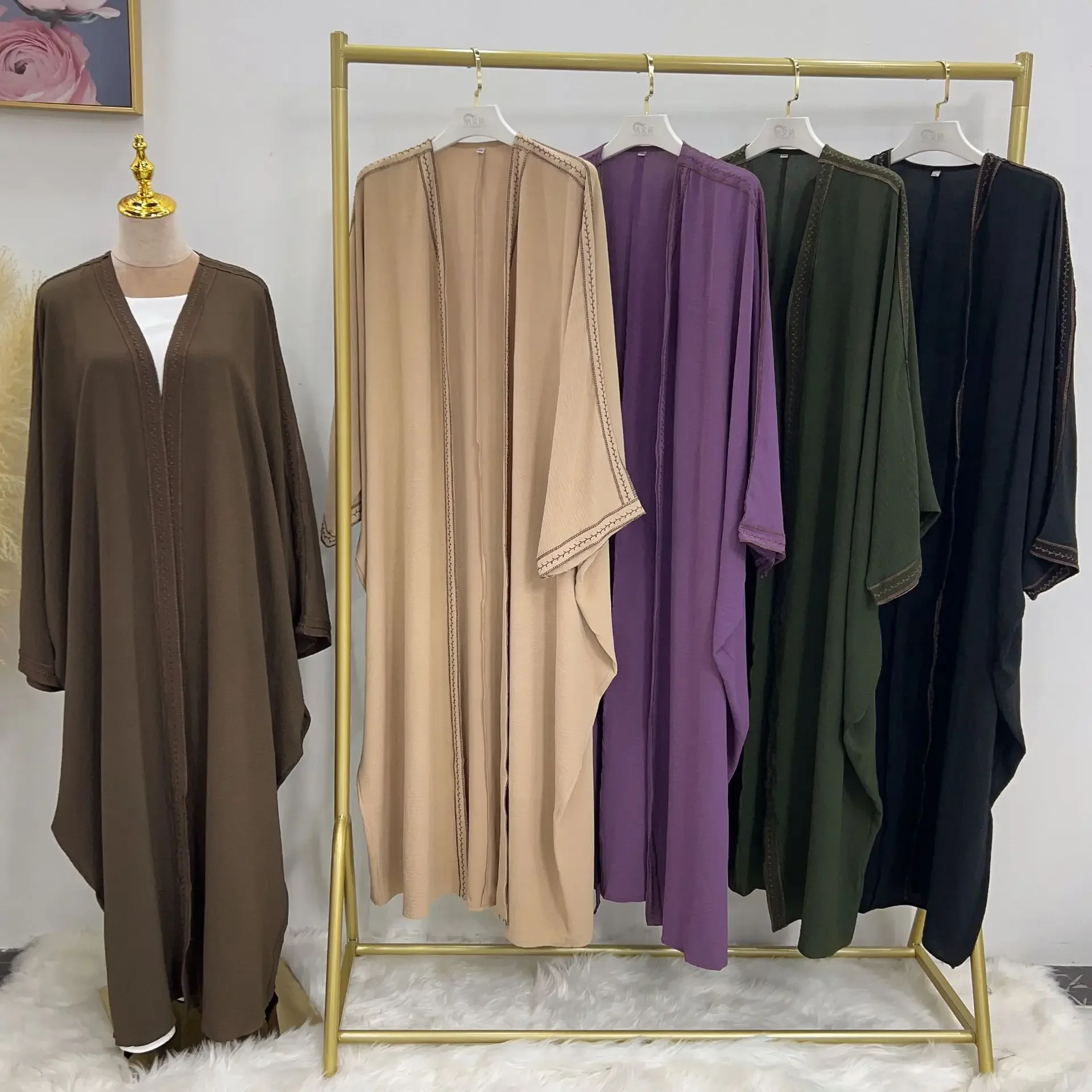 Kimono Abaya para o Ramadã, Vestidos Longos Muçulmanos Modestos Bordados para Mulheres, Eid Abayas, Kaftan Hijab Robe, Dubai e Turquia Outfit,