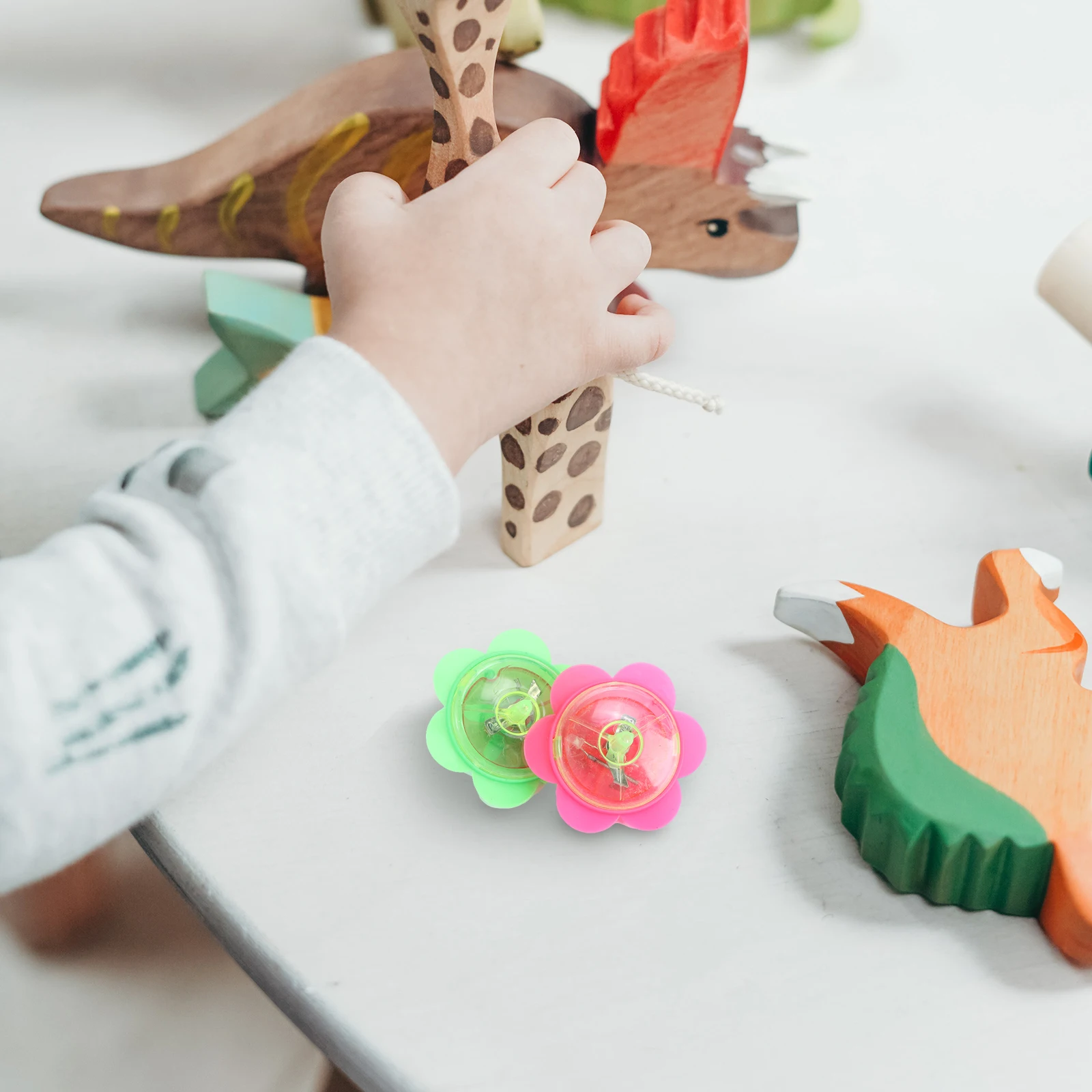 dessus en plastique clignotant peg-top enfants top de jeu pour les enfants