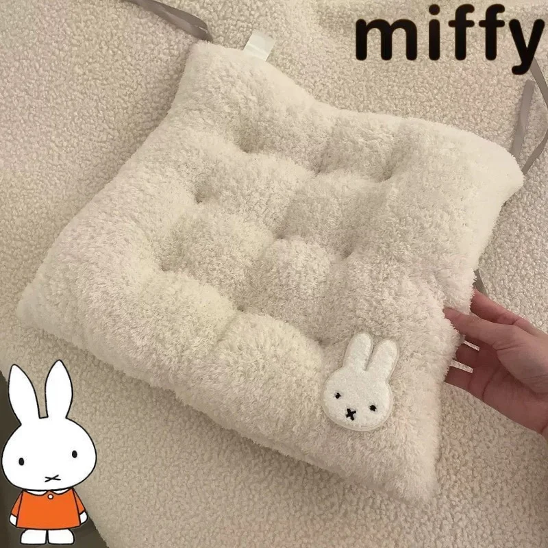 almofada-de-assento-de-pelucia-criativa-e-confortavel-com-padrao-de-desenho-animado-do-coelho-miffy-nova-quente-e-macia-para-cadeira-de-escritorio