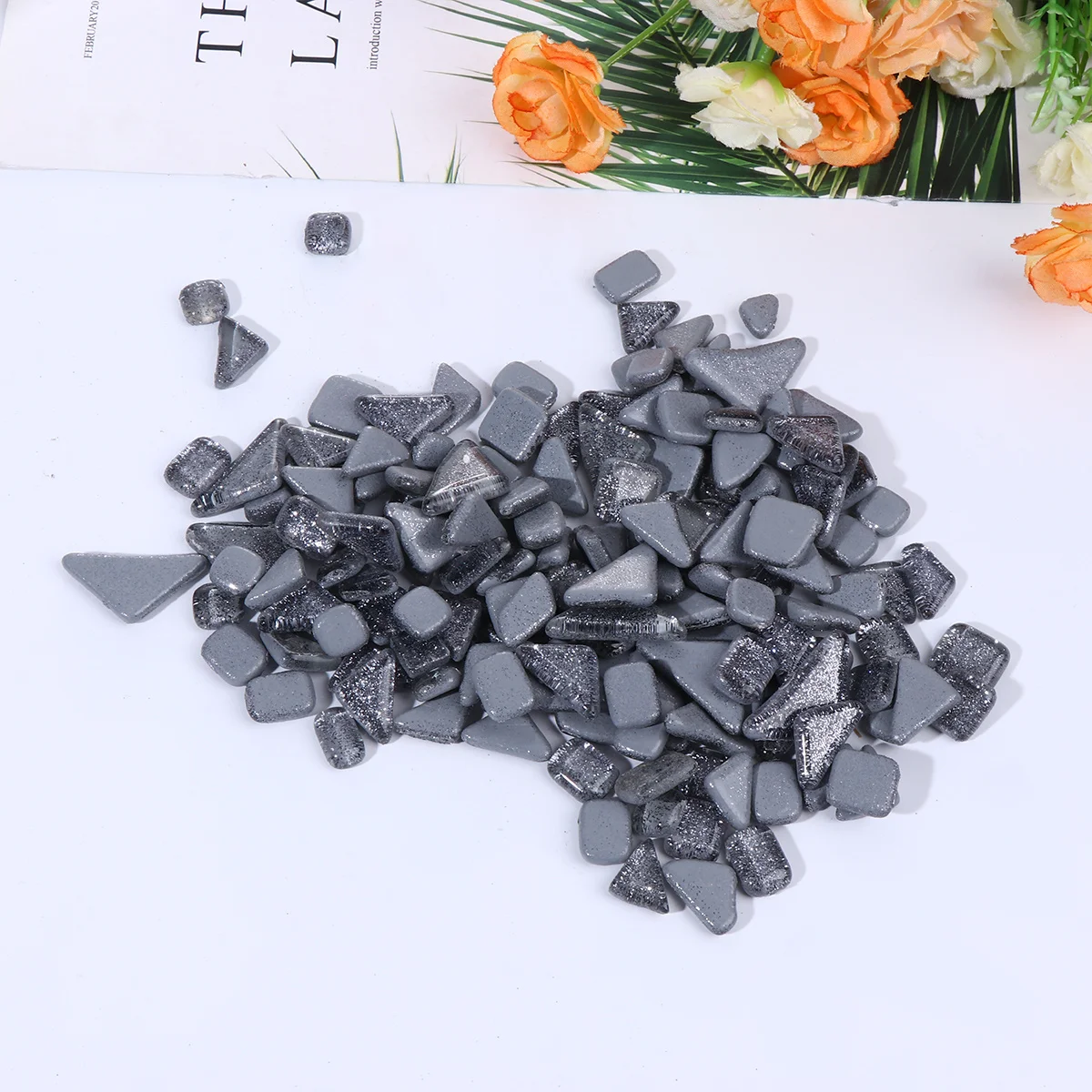 

300g Grey Irregular Mosaic Stone Crystal Glass Smooth Durable DIY Handmade Glitter Mosaic Decorative Craft Material