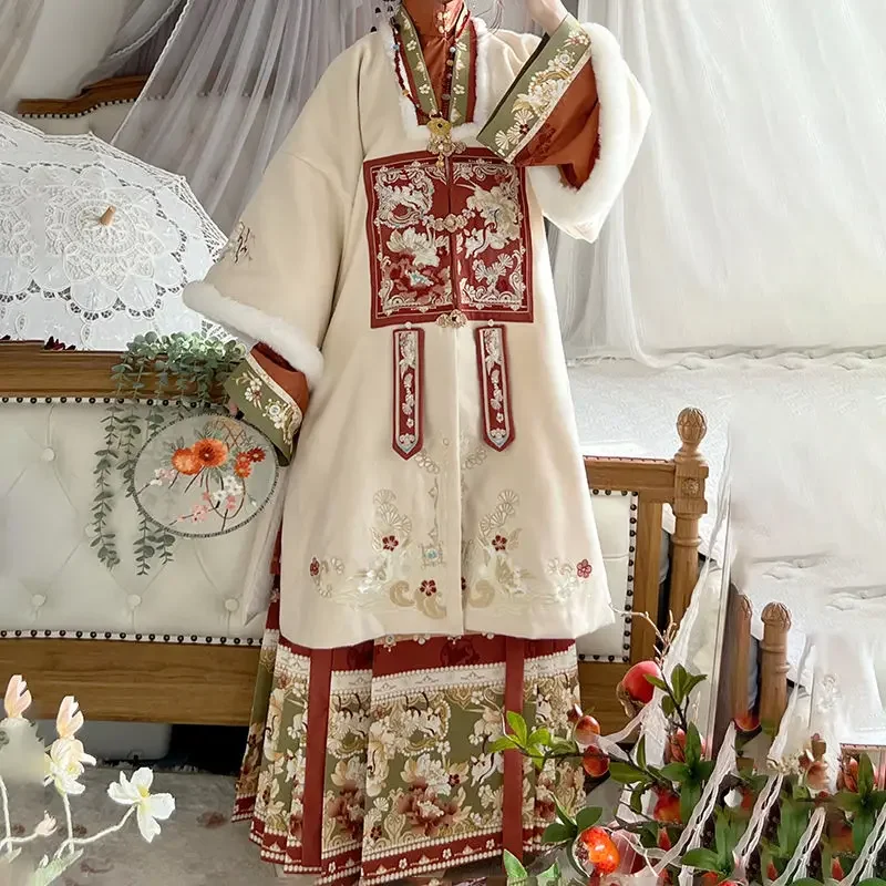 Mamianqun Hanfu 명나라 스타일 자수 칼라 셔츠 빨간색 한 정장 스탠드 칼라 & 두꺼운 말 얼굴 흰색 스커트 가을과 겨울