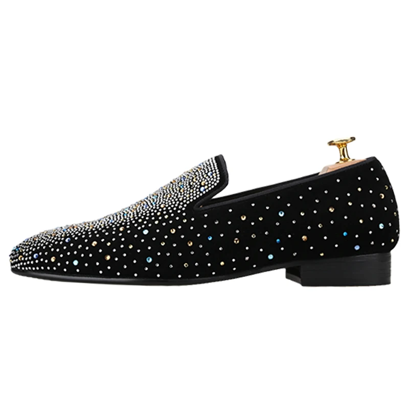 PIERGITAR 2022 SS Luxurious Mixed Colors Rhinestones Men Loafers For Party Black Cow Suede Classic Slip-On Male Smoking Slippers