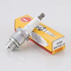 1Pcs NGK Motorcycle Spark Plug BR7HS-10 6350 for PEUGEOT TKR VIVACITY YAMAHA SOLO APRILIA KTM MALAGUTI MBK MZ W22FSR BR7HS