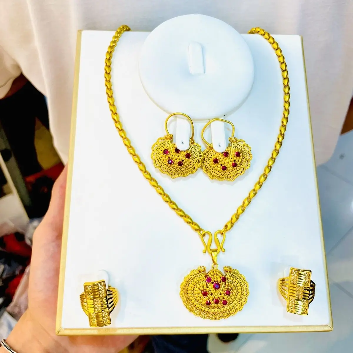 2023 New Dubai Jewelry 24K Gold Plated Necklace Ring Women's Earrings Bridal Wedding Exquisite Gift Set Four Piece Set YY10236