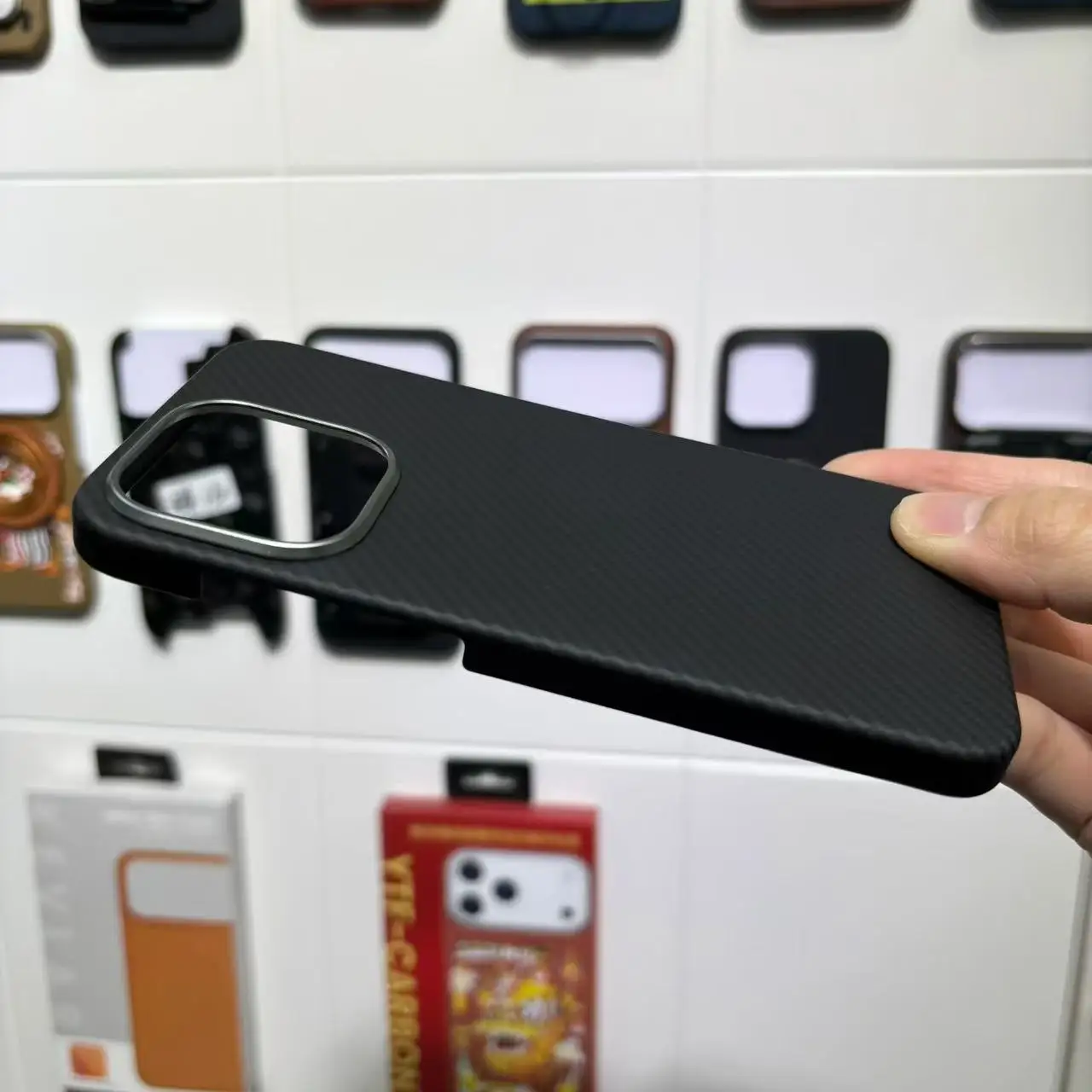 Magnetyczne etui z Kevlaru do OnePlus 15, tekstura włókna aramidowego i włókna węglowego, półpokrywające, ultracienkie, wysokiej jakości, odporne na wstrząsy, twarde etui. — zdjęcie produktu 6
