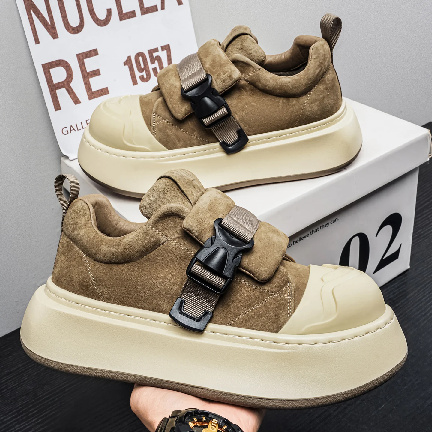 

Men's Fashion Faux Suede Platform Boots Trendy Versatile Casual Skate Shoes Outdoor Non‑Slip Wear‑Resistant Chunky Sneakers