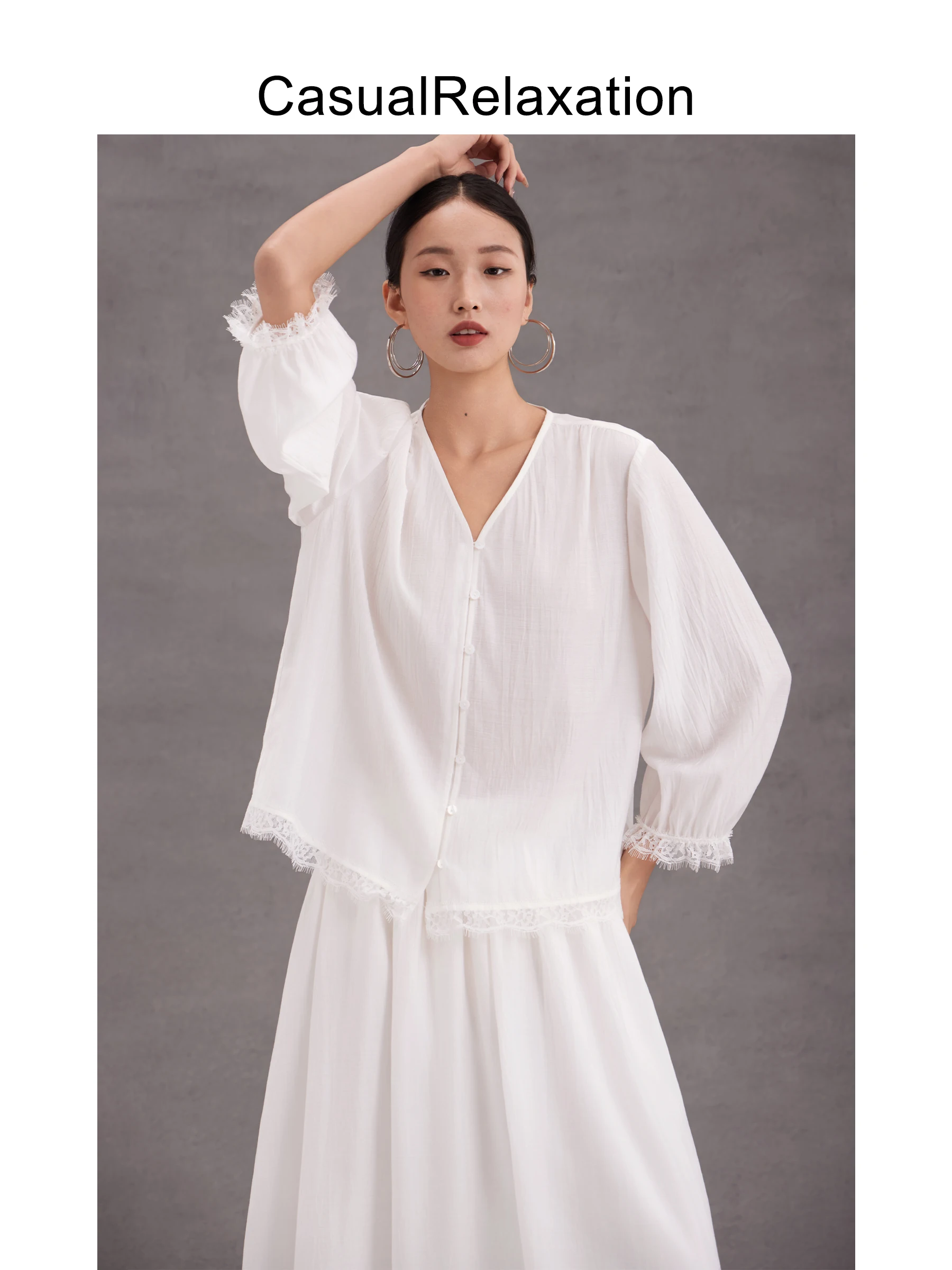 

Белая кружевная блузка с V-образным вырезом, простой и элегантный женский топ для повседневной носки, удобный, дышащий, с рукавами-фонариками, стандартный крой