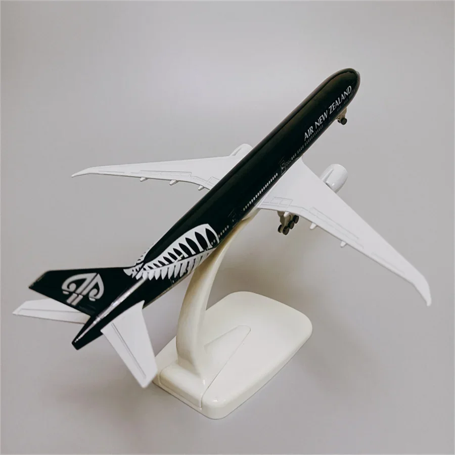 19 cm Air NEW ZEALAND B777 Airlines Boeing 777 Druckguss-Flugzeugmodell, legiertes Metalldruckguss-Modellflugzeug, Flugzeug mit Fahrwerken