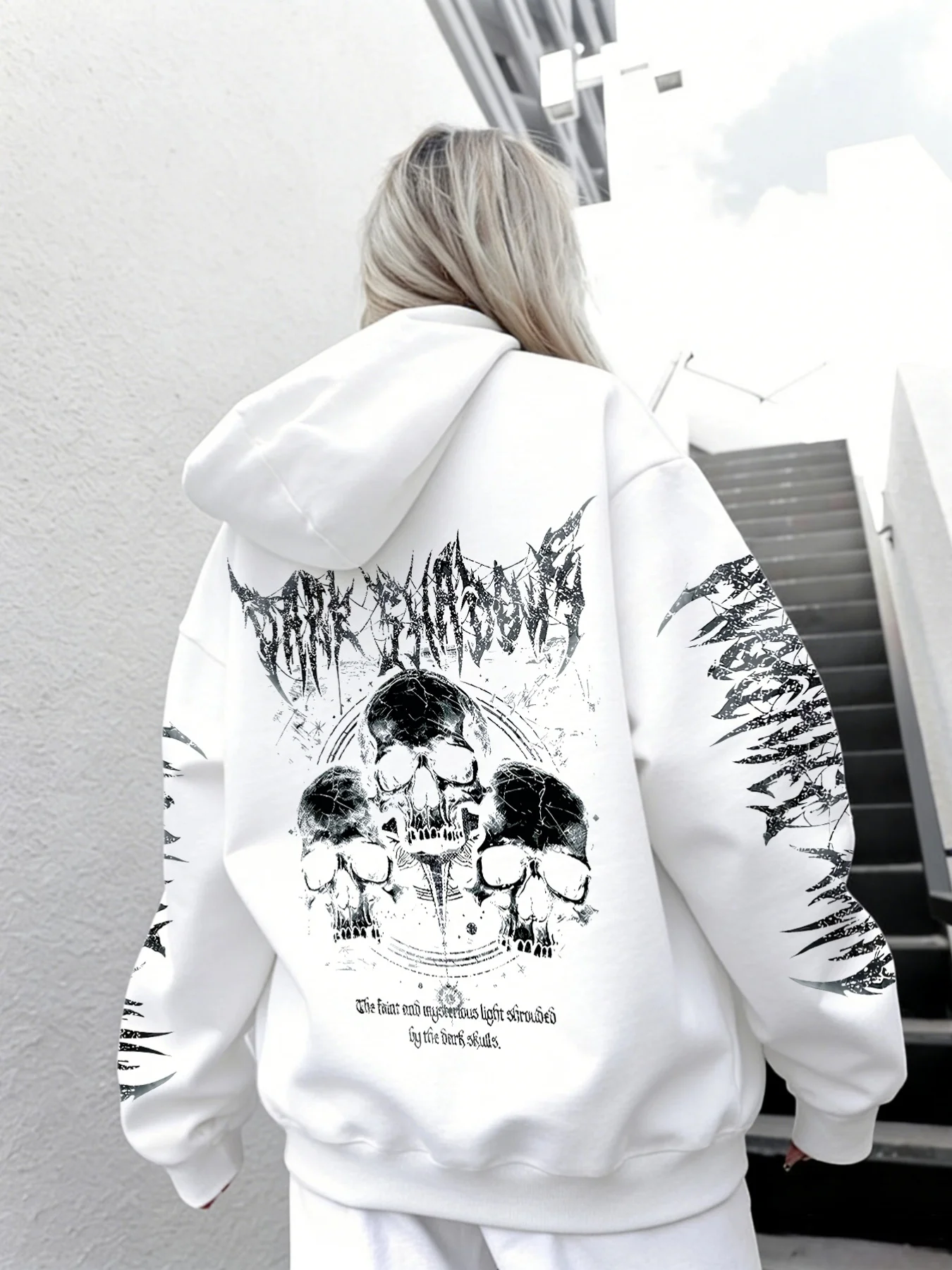 New Unisex Autumn/Winter Casual Sweatshirt – Raw-Edge Stitched Hoodie – American Street-Style Oversized 