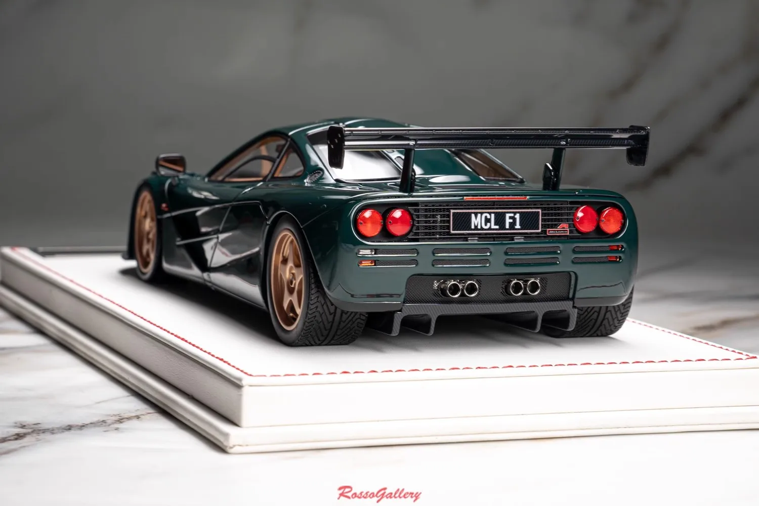 Davis & Giovanni 1:18 F1 LM Green Simulation Limited Edition Resin Metal Static Car Model Toy Gift