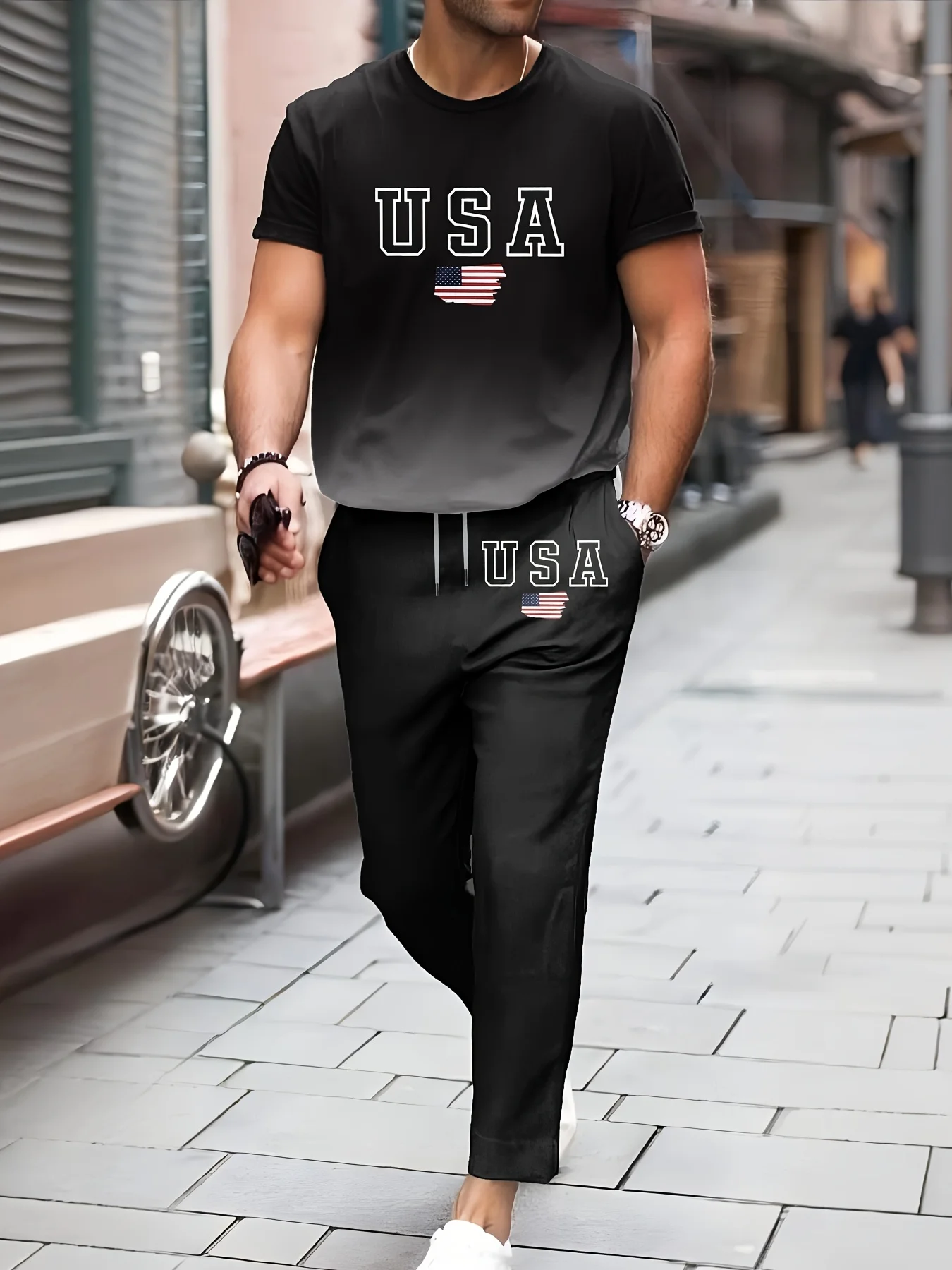 

The 2025 summer new street casual fashion simple men's set features 3D letter prints that are soft and comfortable