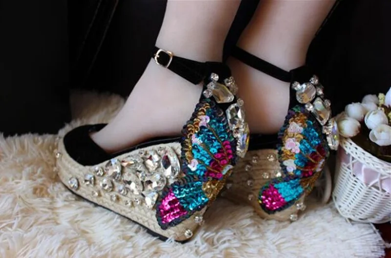 Bling Bling Rhinestone Sequin Butterfly Weave Braid Wedge Sandals Open Toe Ankle Strap Black Suede 10CM Platform Summer Shoes