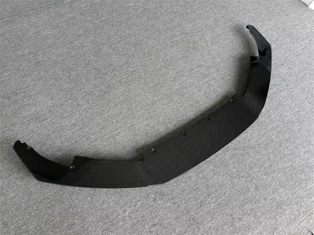Performa Style Dry Carbon Fiber Front Lip Front Spoiler Aero Body Kits for R8/R8 Spyder 2017-2019