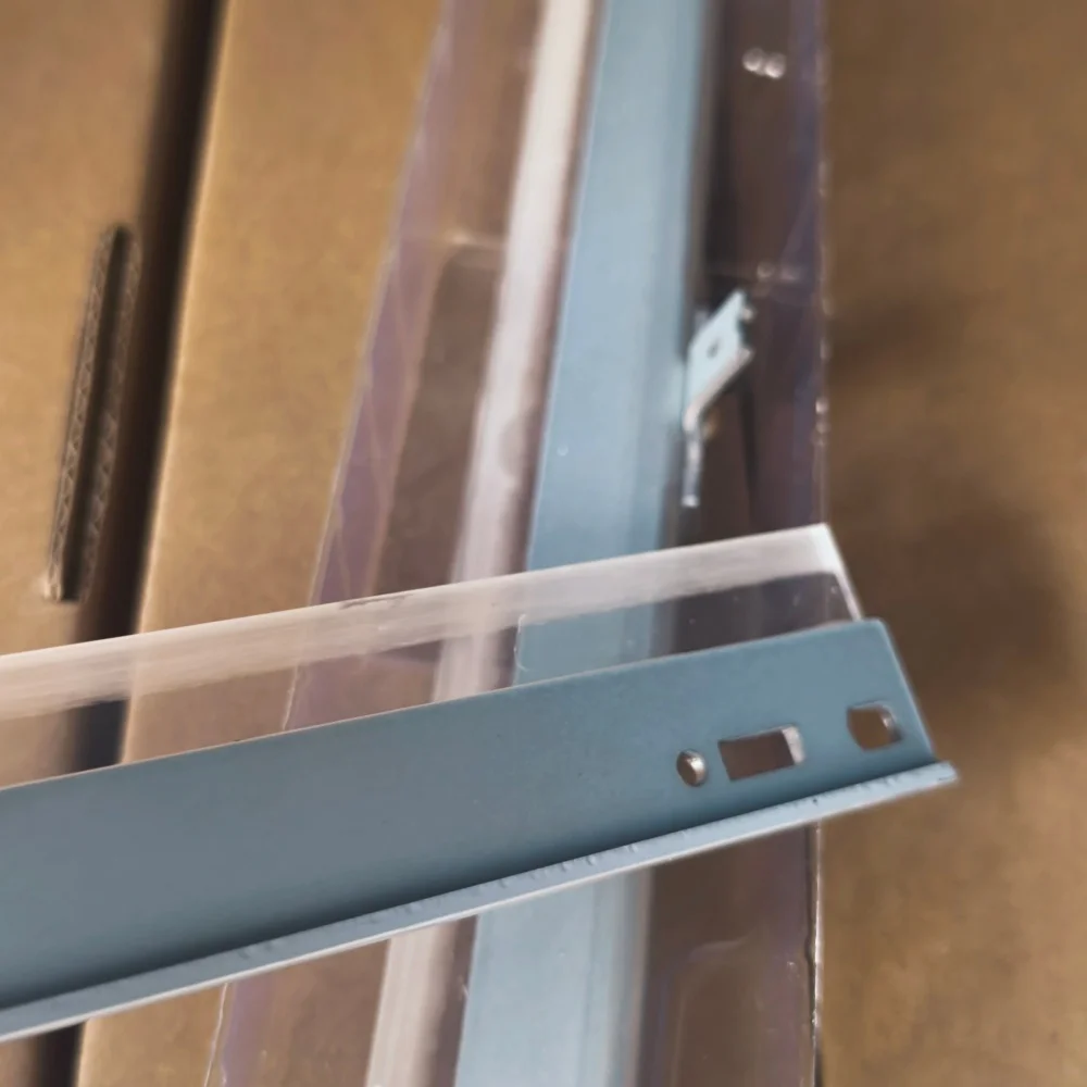 

1Set Black 1Pcs and Color 3Pcs Drum Blade for Konica Minolta C451 C550 C650 C452 C552 C652 C654 C754 e