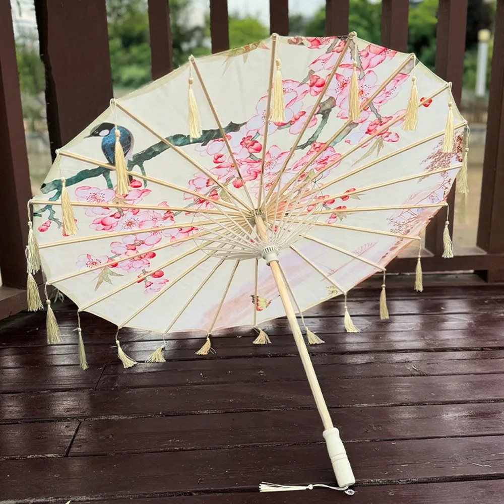 70cm Silk Fabric Tassel Umbrella Chinese Style Handheld Ancient Dance Umbrella Decorative Rainproof Tassel Umbrella for Women