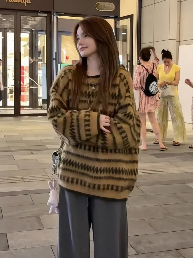 Maglione lavorato a maglia con diamanti color sangue retrò da donna autunno inverno oversize pigro sensazione allentata morbido e accogliente top rotondo Ne Long Sve