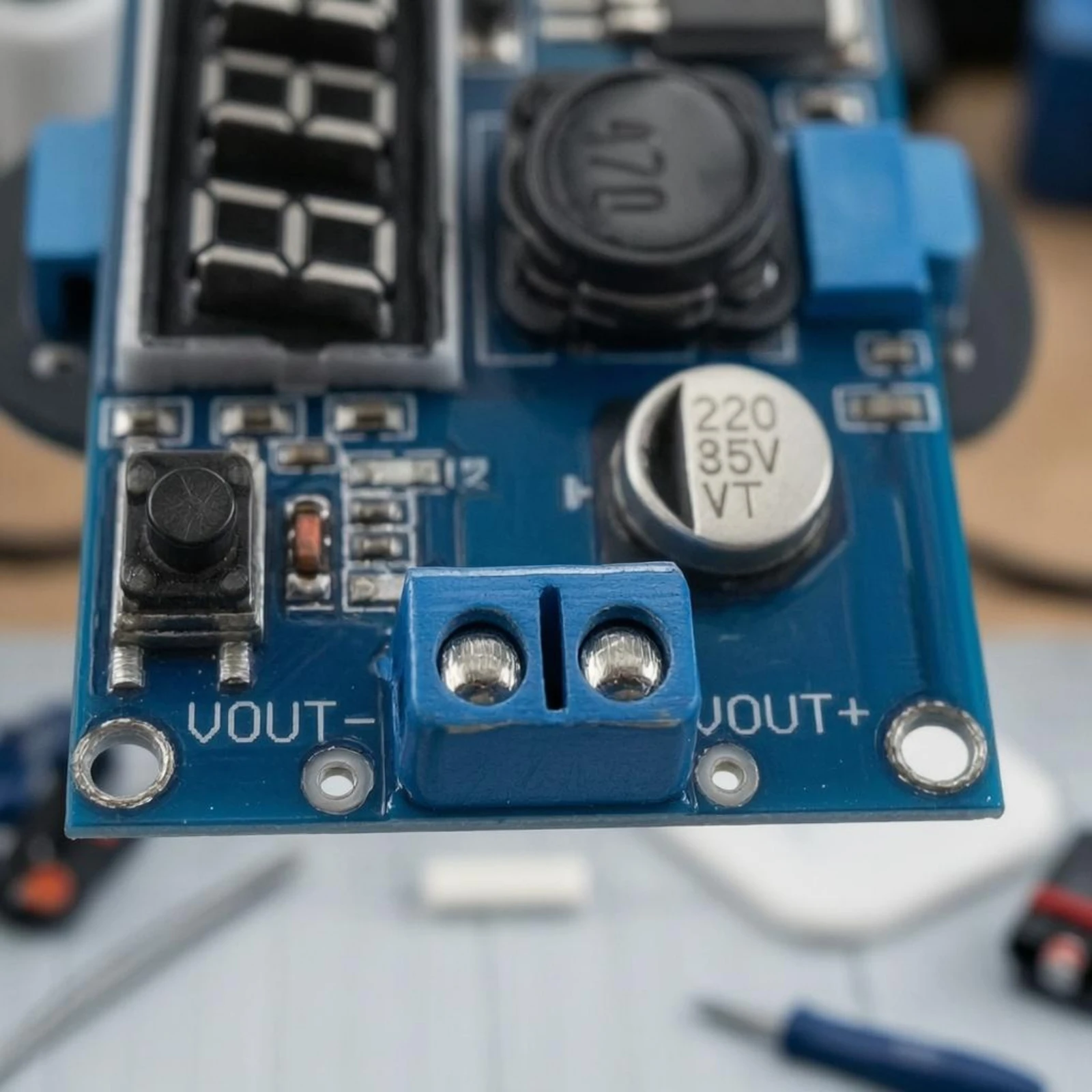 Adjustable LM2596 Power Module LED Display LM2596 Buck Converter DC-DC Buck Module Screw Terminals Voltage Regulator Board