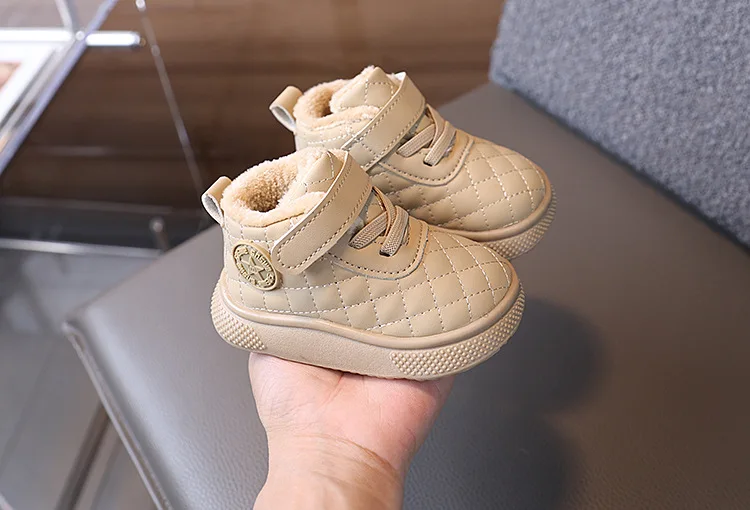2026 Herbst Winter Kinderstiefel Warme Plüsch-Stiefel für Jungen und Mädchen Modische Kinder-Freizeitschuhe Jungen- und Mädchenstiefel für Kinder – Detail 8
