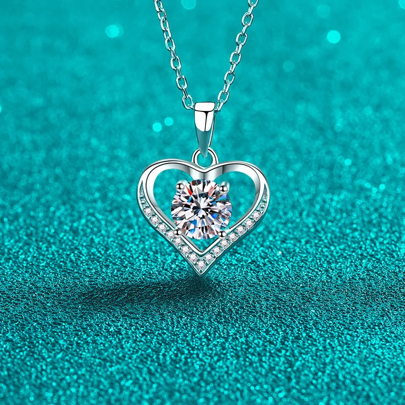 

Heart Necklace 100% 925 Sterling Silver 1ct D Color Moissanite Pendant Necklace for Women Sparkling Wedding Party Fine Jewelry