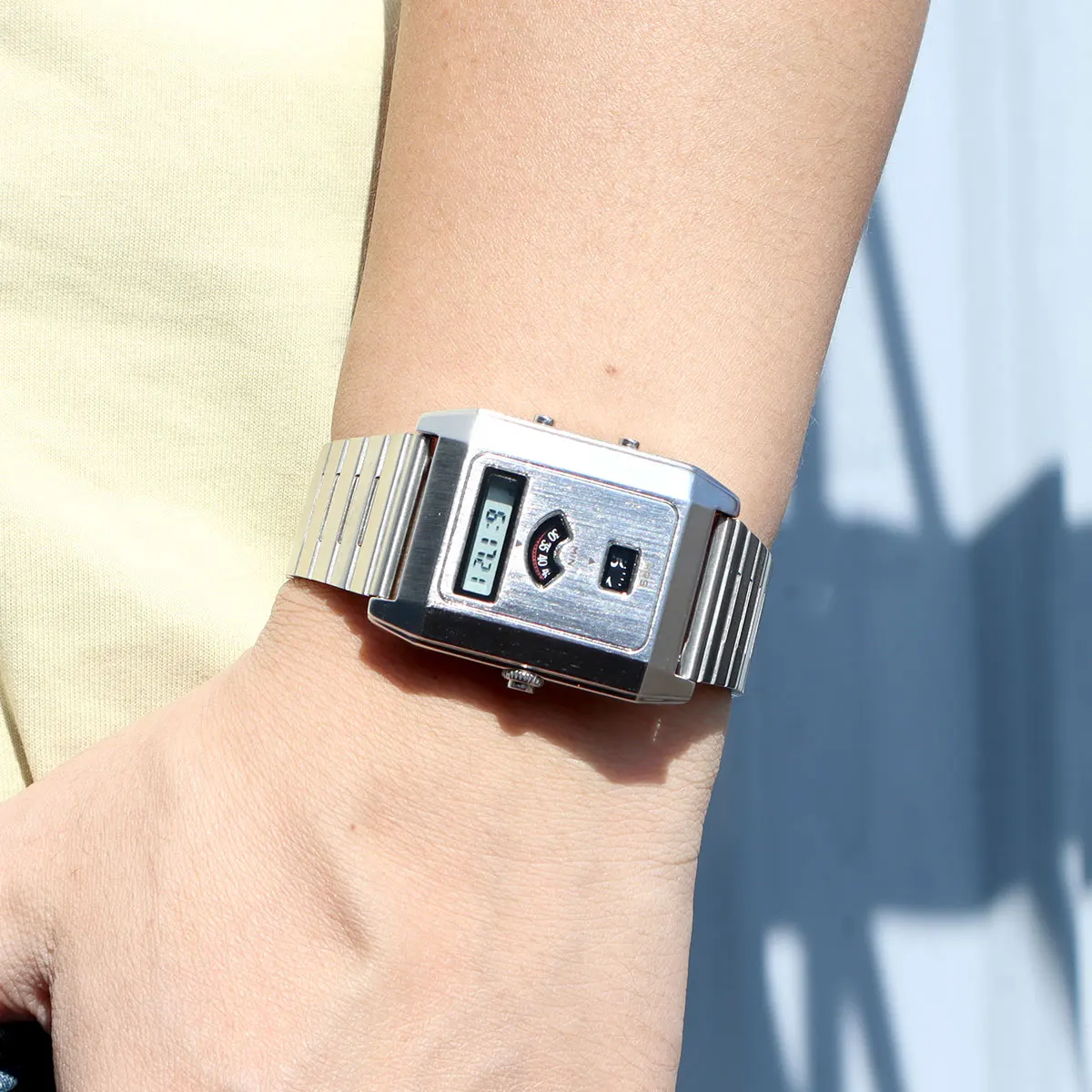 ساعة يد كوارتز إلكترونية مزدوجة الحركة للرجال ثلاثية العرض بإضاءة خلفية ومنبه للجنسين مع حزام من الفولاذ المقاوم للصدأ #4