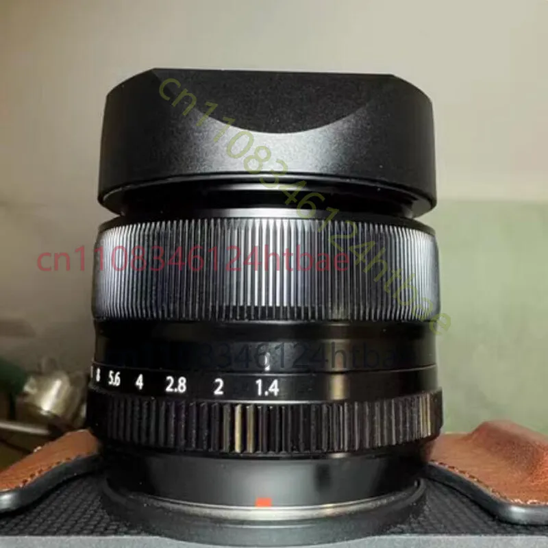 

Металлическая бленда для объективов Fujifilm XF 35mm F1.4 R, XF 18mm F2, XF 60mm F2.4 R Macro