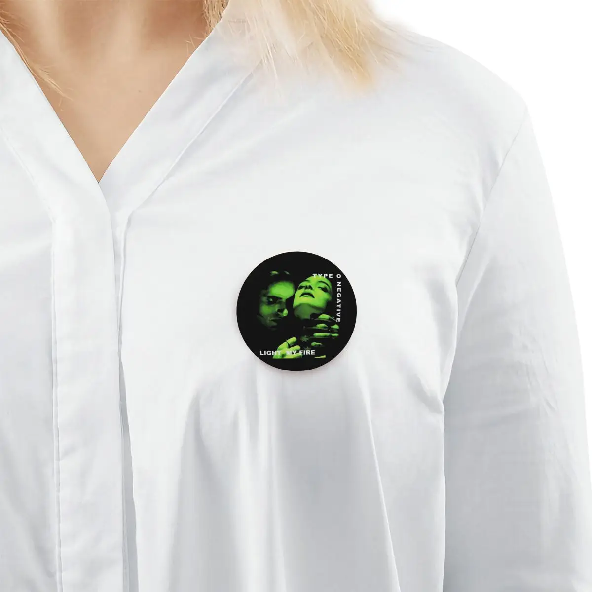 Personalize O Type Negative Logo Button Pin for Clothes Goth Heavy Metal Band Badges Brooch Pinback Gift