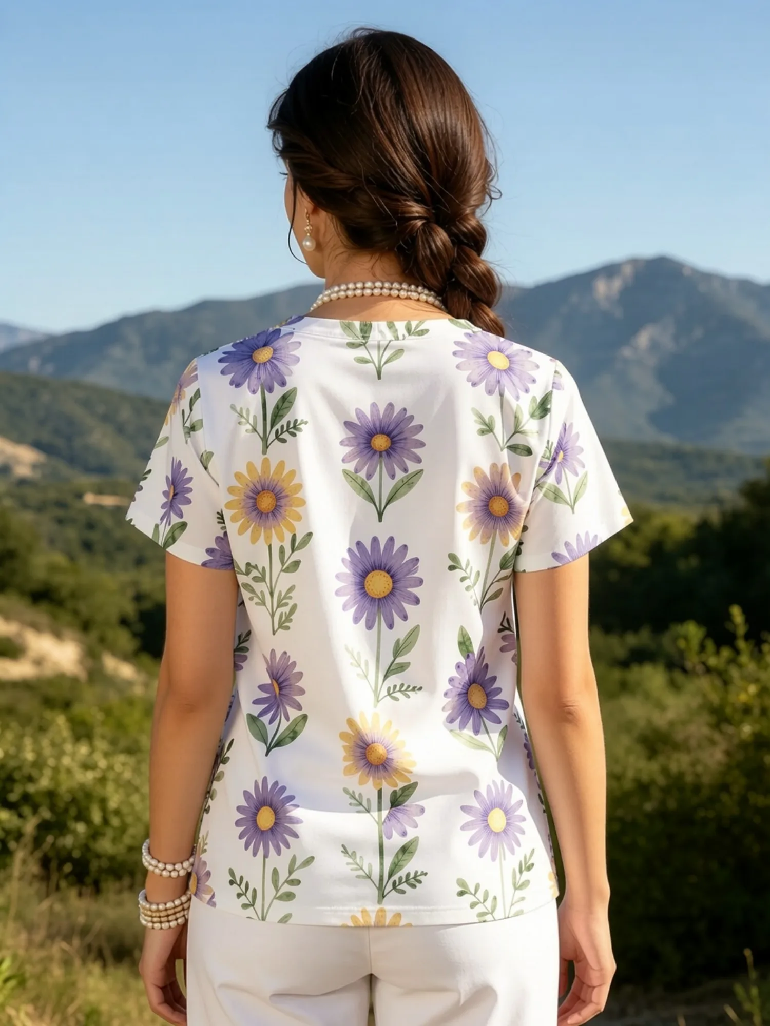 Womens V Neck Nursing Scrub Top With Handy Front Pockets Floral Design Relaxed Casual Style Roomy Loose Fit For Healthcare Teams