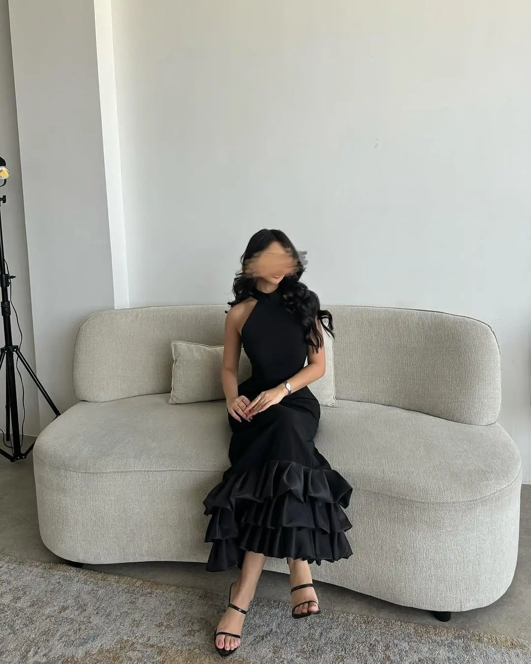 Vestido de noite personalizado, camisa requintada, gola redonda, sem mangas, vestidos de celebridades, linha a, comprimento do tornozelo, vestidos de festa franzidos em camadas