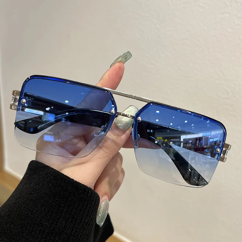 KLASSNUM Eyewear Sunglasses Women Men Summer Beach Large Metal Square Frame Sun Glasses Fashion Party Eyeglasses Driving Goggles