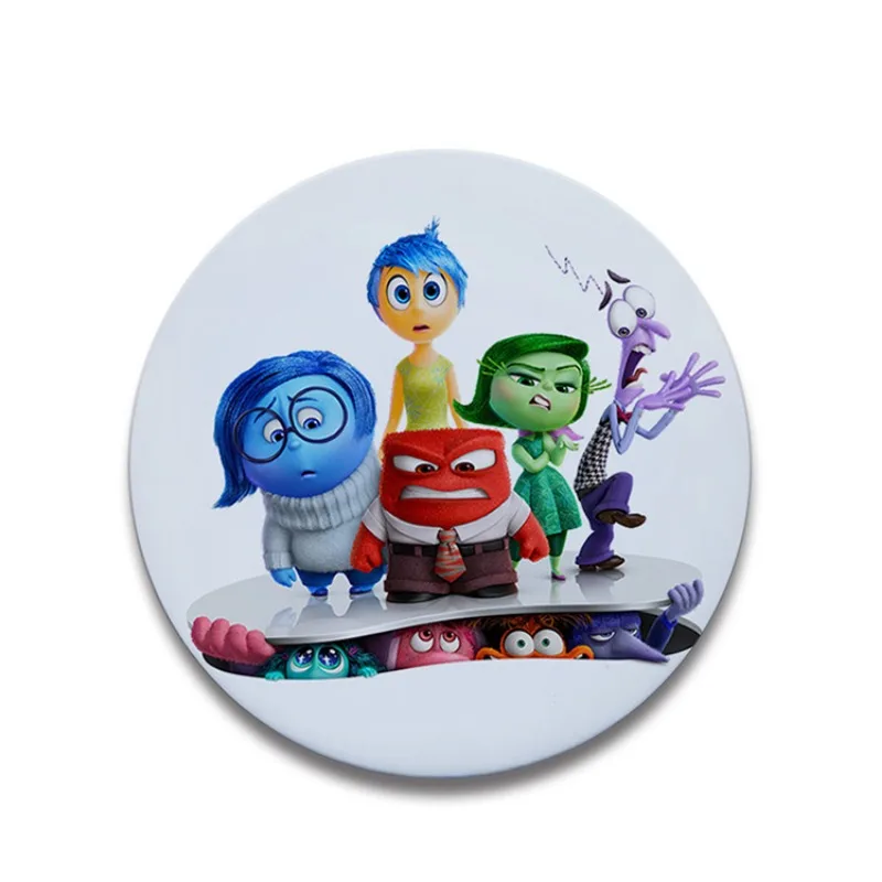 Disney Cartoon Inside Out Emblema do Peito, Mochila Infantil, Acessórios de Colarinho, Periféricos Hot Anime