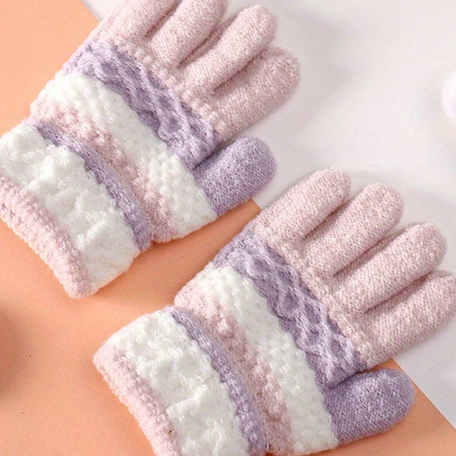 3 أزواج من القفازات للأطفال تحافظ على الدفء والبارد في الشتاء، مناسبة للأطفال من سن 3 إلى 12 سنة.