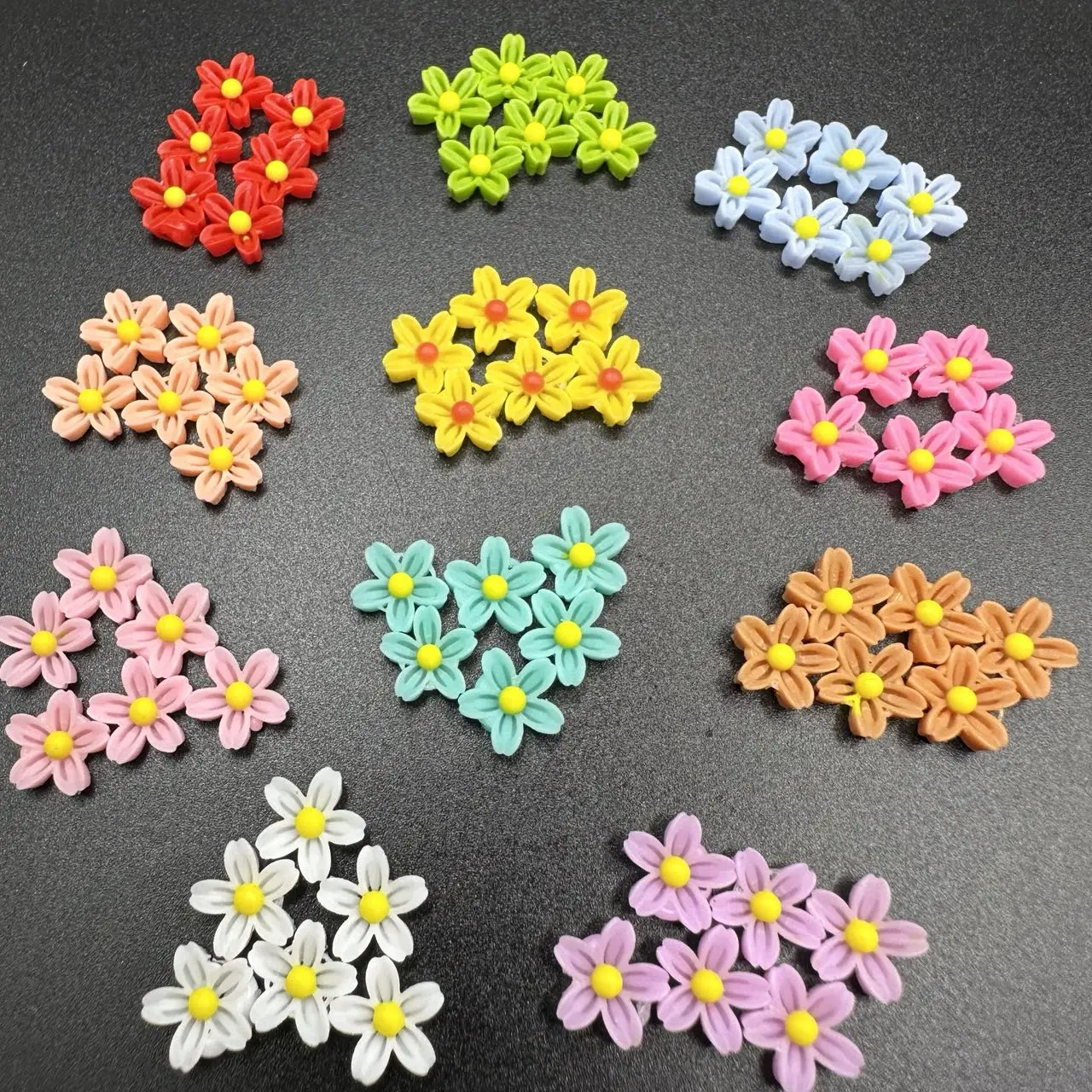 50Pcs 8mm Mini Flower Nail Art Charms 3D Mix Colors Floral Resin Rhinestones Nail Manicure Nail Decorations Supplies Accessories