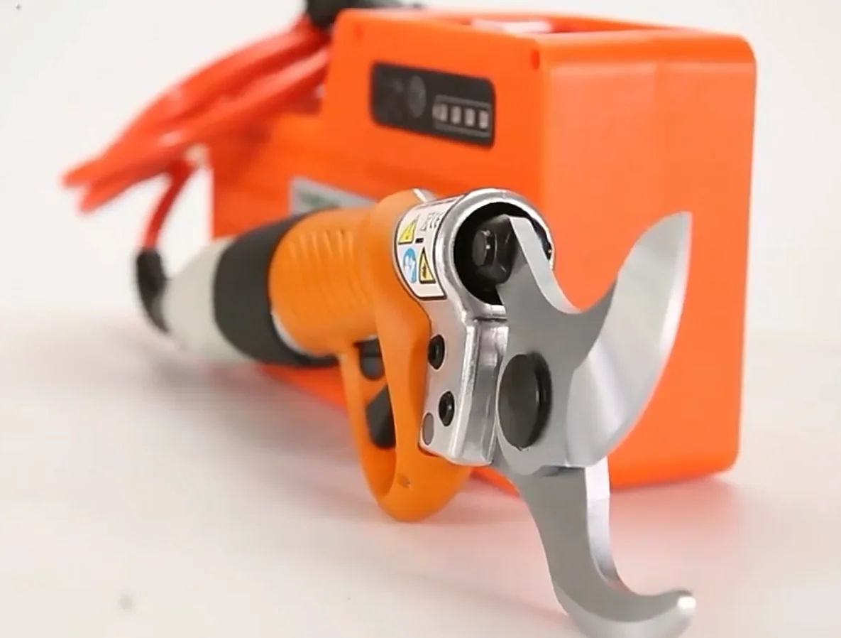 New 40mm/45mm cutting diameter Li-battery electric pruning shears