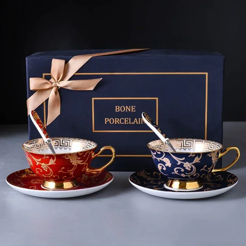 Europ Style Bone China Couple Coffee Cup Set with Gift Box British Porcelain Afternoon Tea Cup Saucer Spoon Ceative Wedding Cup