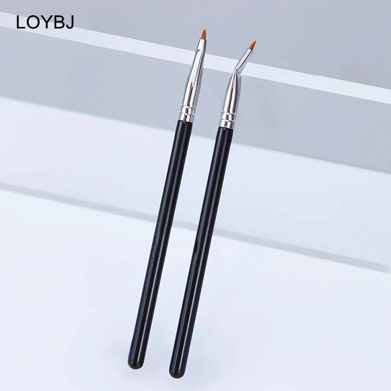 LOYBJ Bend Head Eyeliner Brush Eye Detail Makeup Brush Under Eyes Tear Trough Concealer Brush Women Fine Liner Beauty Maquiagem