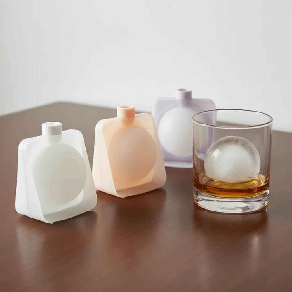 Creative 6CM Silicone Ice Ball Mold Non-stick Spill-proof Ice Sphere Maker Easy To Demold Soft Ice Cube Tray Refrigerator