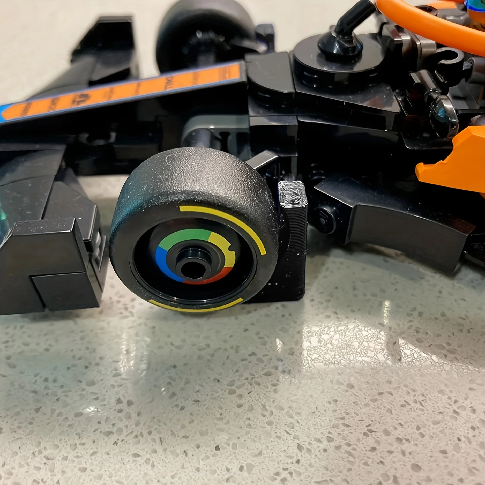 1 個 F1 スピードチャンピオンレーシングカーシリーズモデ - Victor Racket Jetspeed のレビューと価格