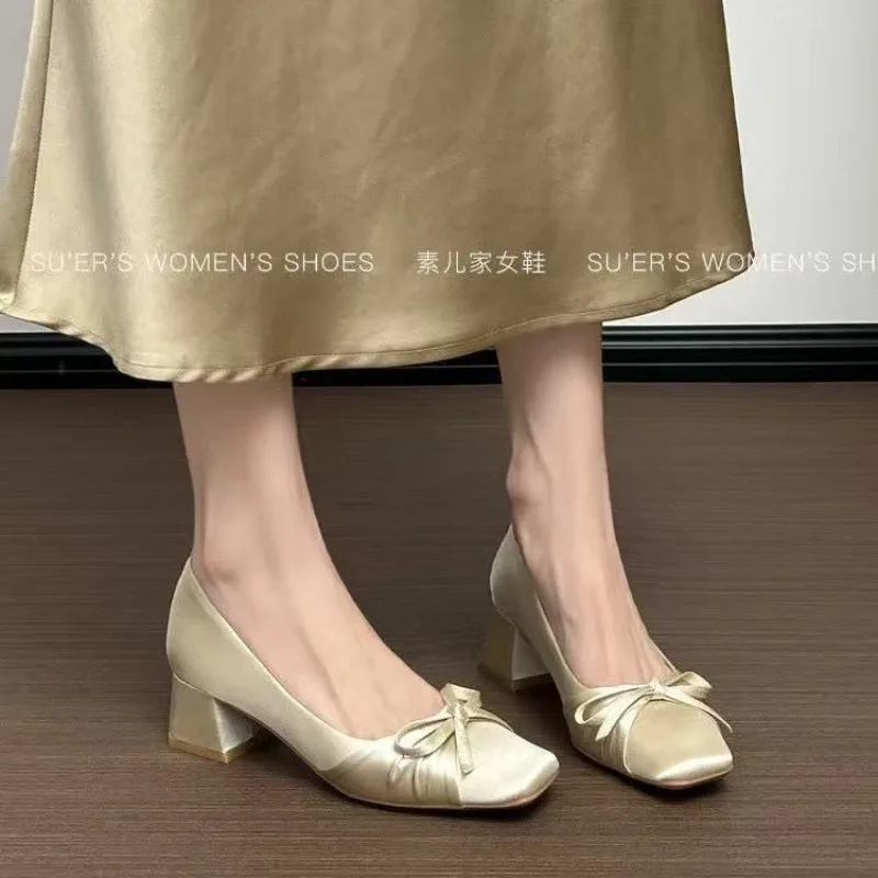 Square Toe Single Shoes Women's Block Heel 2026 New Sweet Bow with Dress Daily Wedding Shoes view 2
