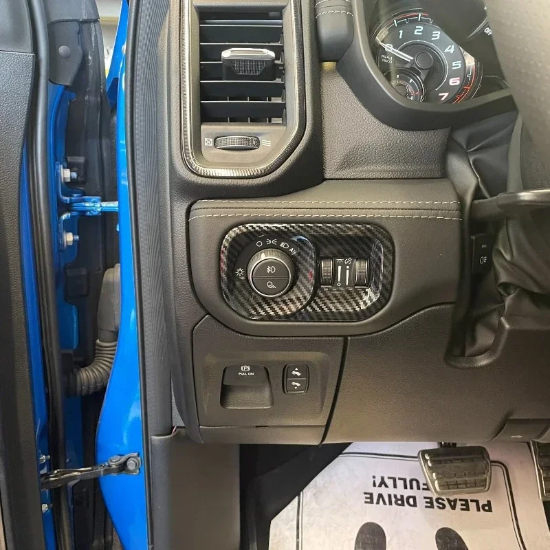 ل دودج رام 1500 2023 LHD لوحة القيادة العلوي التبديل غطاء لوحة التحكم ألياف الكربون اكسسوارات السيارات لاصقة تزيين #3