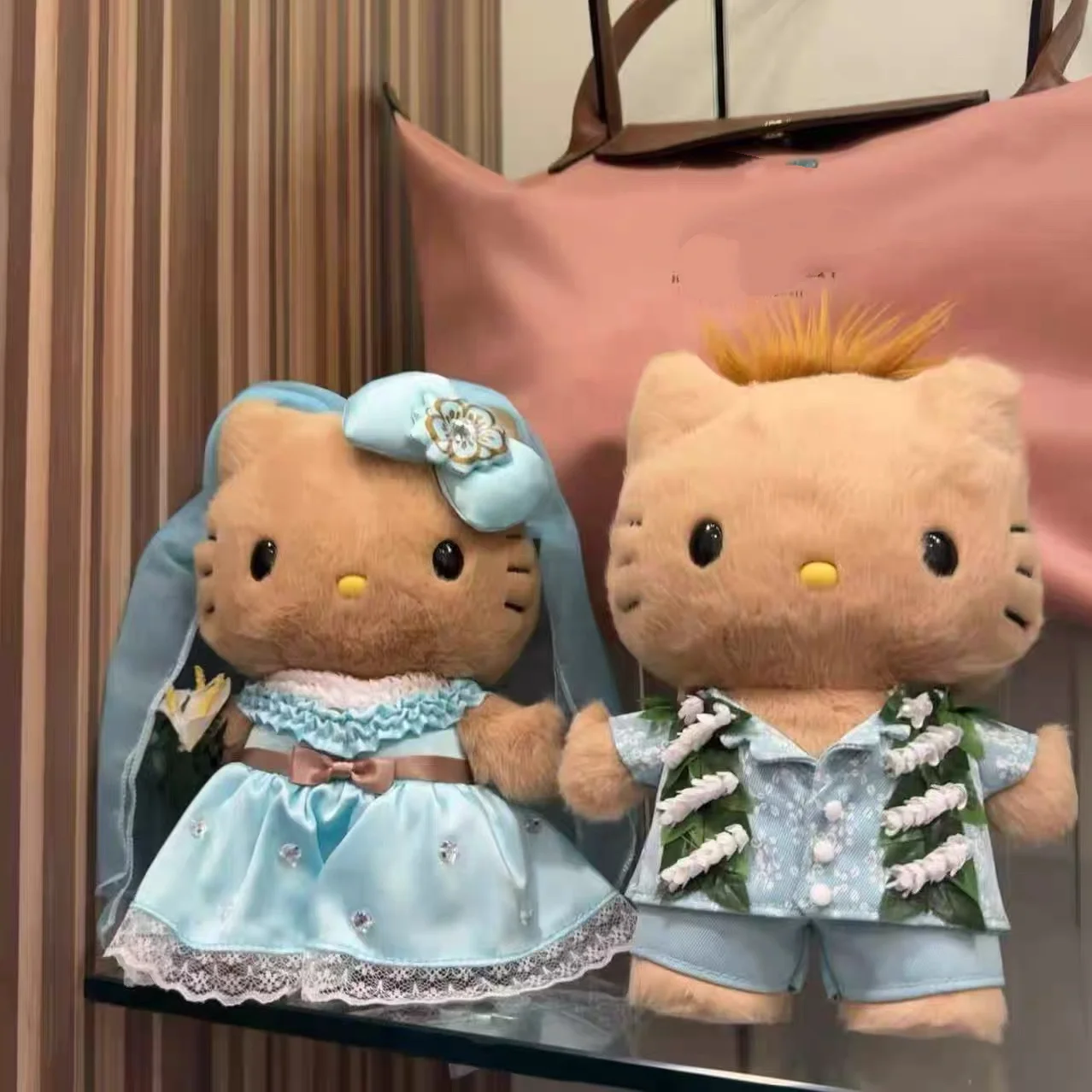 Neues blaues Sanrio-Hochzeitskleid, Hello Kitty, Plüschpuppe, Mädchen, Cartoon-Spielzeug, Bettdekoration, Hochzeitsgeschenk für Geburtstage und Freunde des Paares