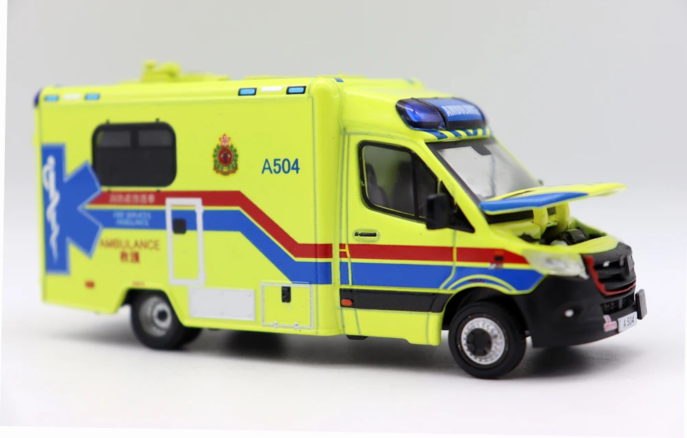 ERA CAR 1/64 Scale BZ Sprinter HK Ambulance Diecast Alloy Toy models for collection