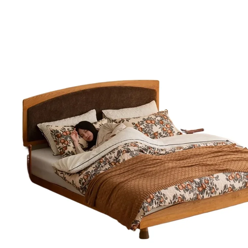 

French retro wind soft bag bed fabric bed master bedroom modern simple 2025 new home solid wood bed