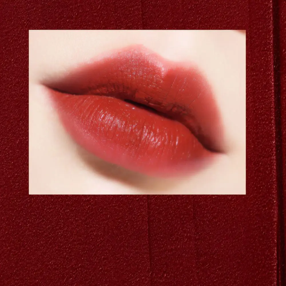 Vintage Style Engraved Lipstick Thin Tube Matte Velvet Finish High Pigment Long Lasting Cosmetic For Lip Makeup