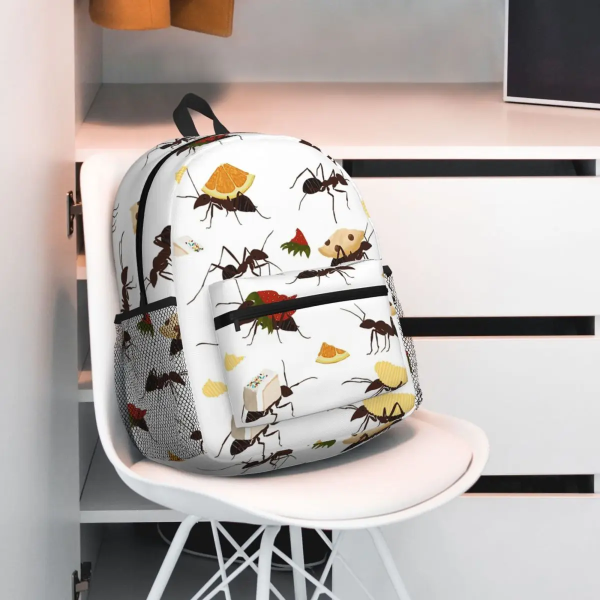 Ants Carrying Snacks Backpack Daypack Large Capacity Boys Girls BookBag School Bag Shoulder Bags for Men Women