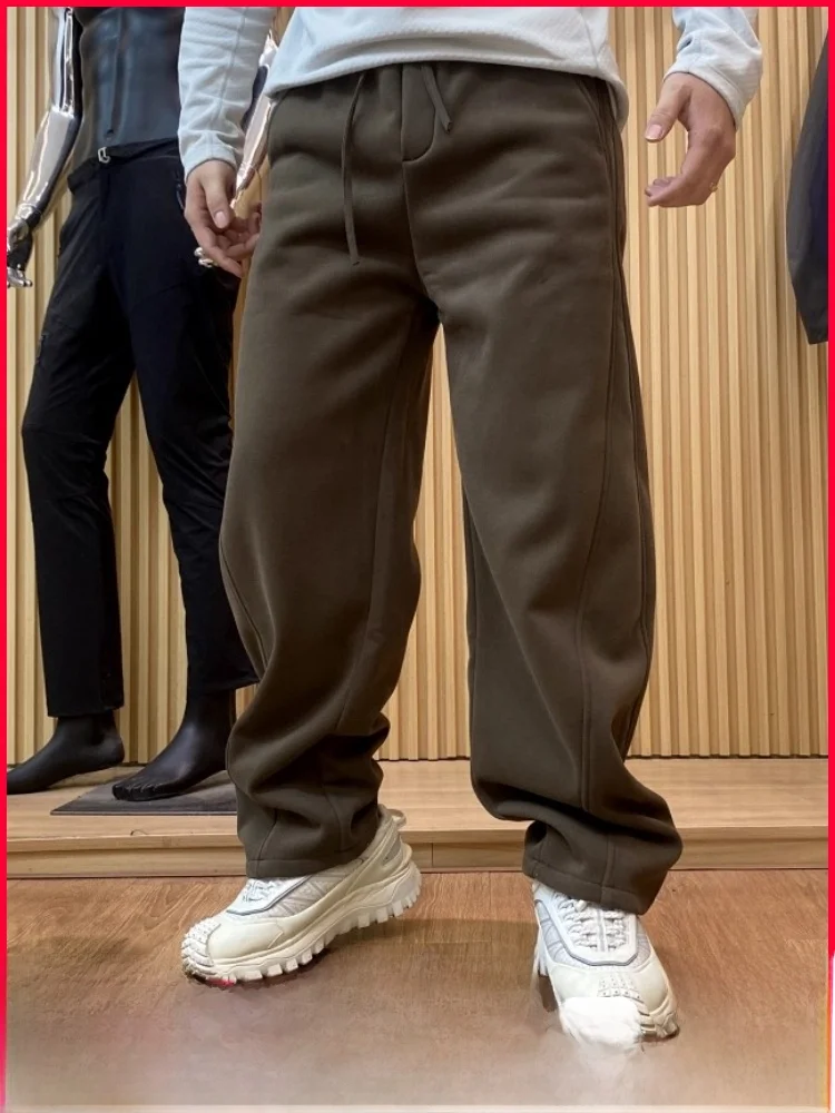

Comfortable Elastic Waist Fce Lined Casual Sweatpants for Men Windproof Warm Youth Faion Cotton Polyester Blend Winter N...