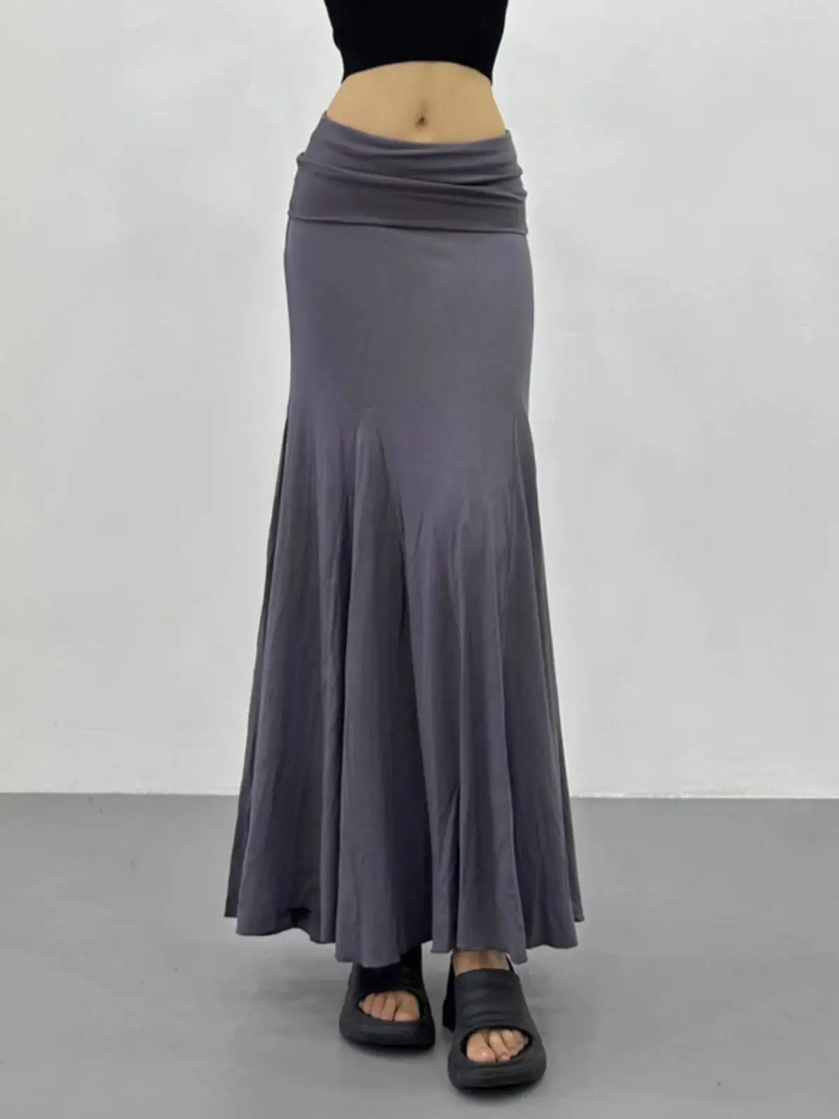 

Design Sense Spicy Girl Long Skirt Women 2026 Summer New Low Waist Pleated Large Swing Skirt Solid A-line Long Skirt EQSG